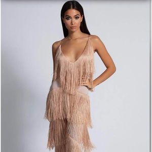 Fringe set in tan color